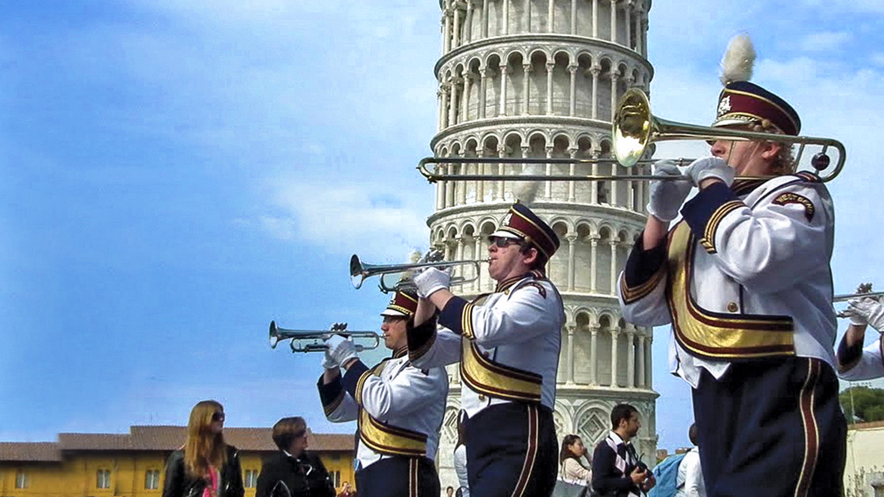 Band marching at Leaning tower of Pisa