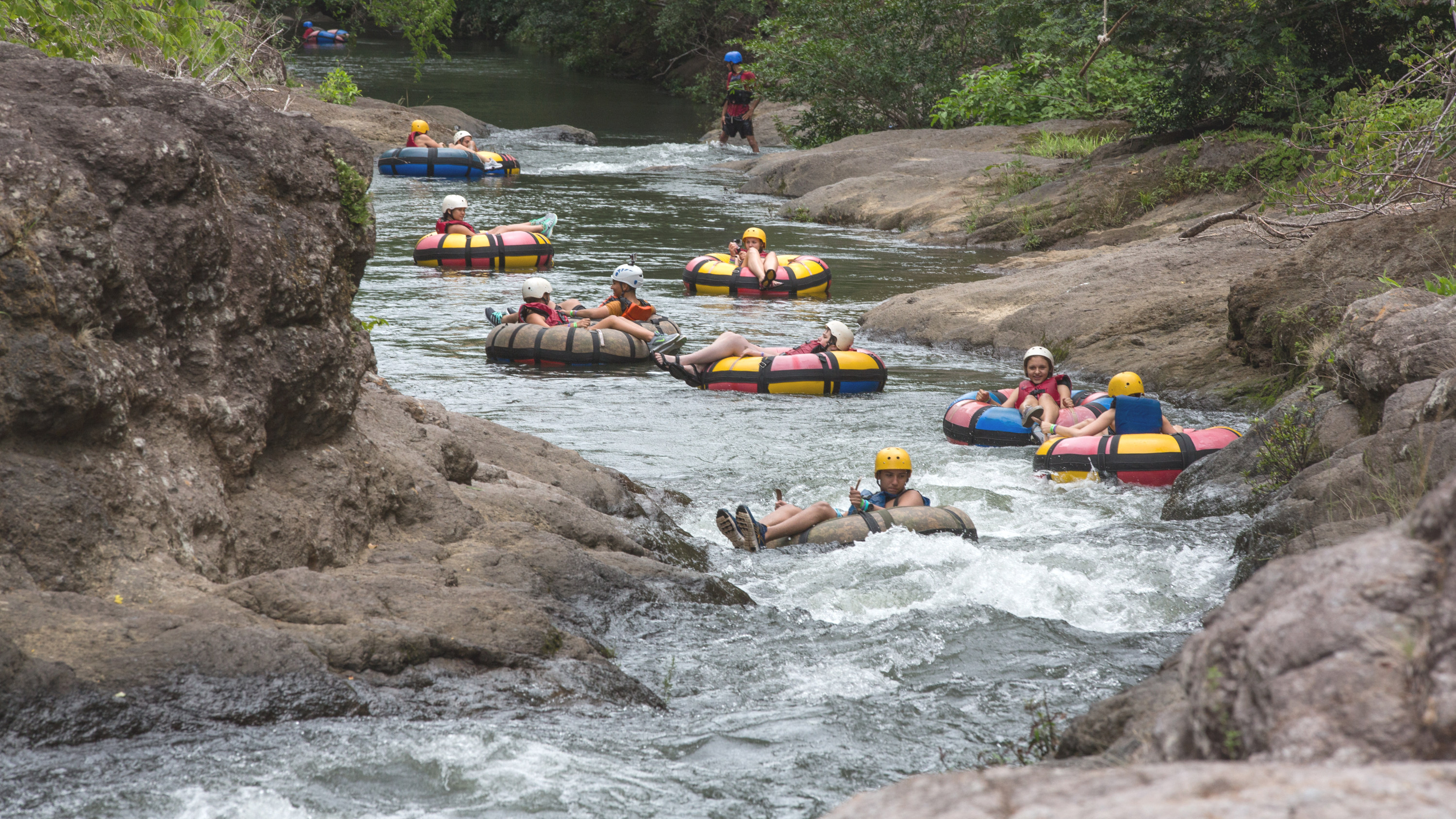 spanish-language-immersion-trip-to-costa-rica-worldstrides