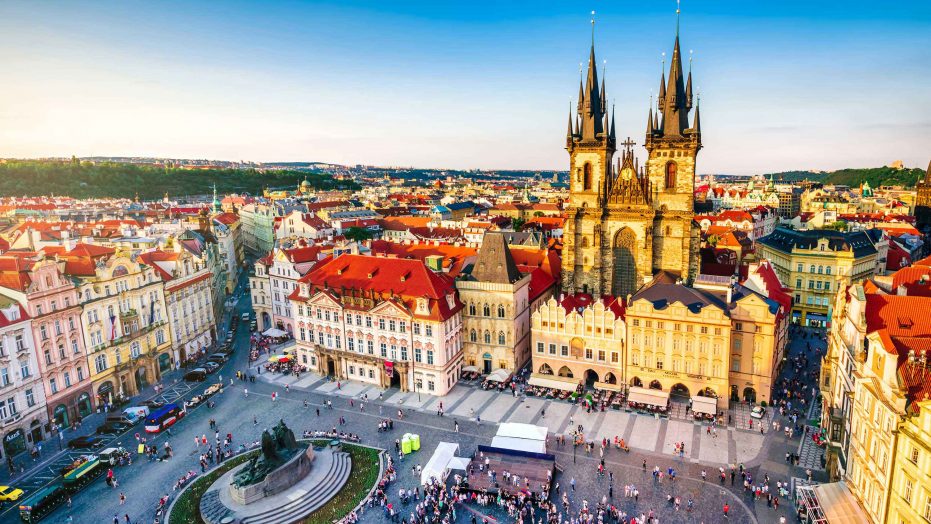 Custom Study Abroad to the Czech Republic | WorldStrides
