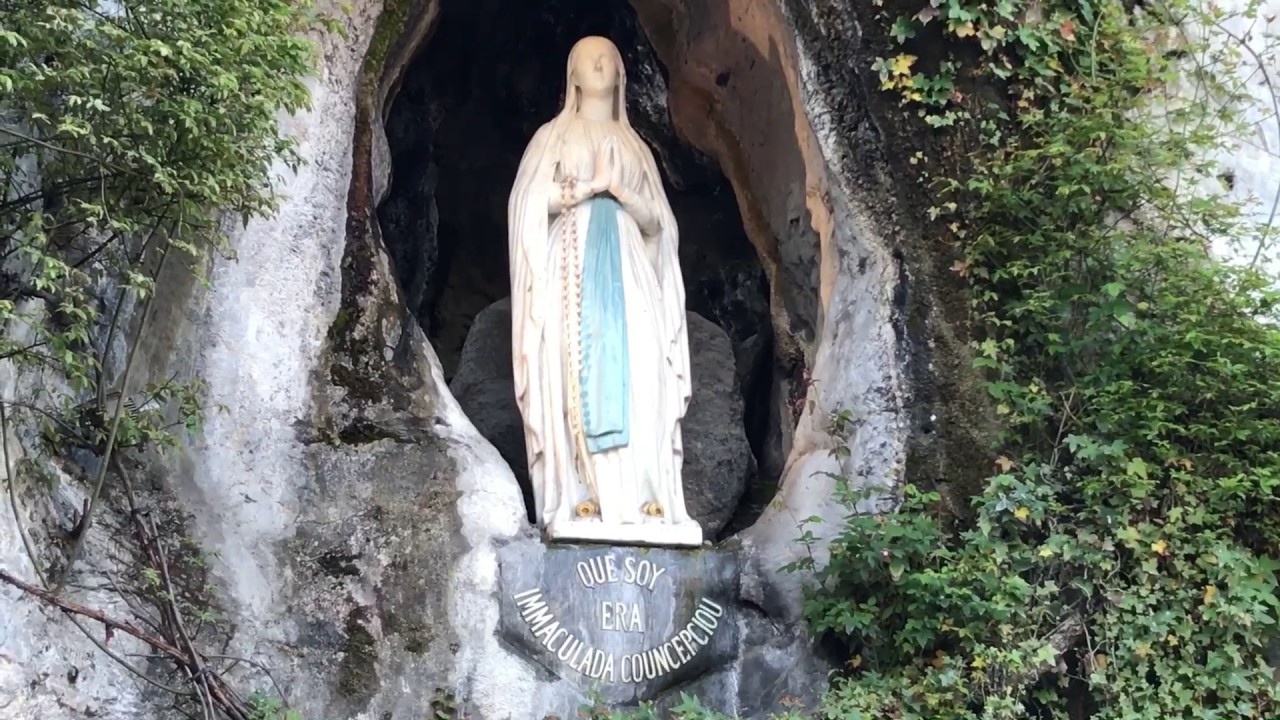 Catholic Pilgrimage Tour to Lourdes, France | WorldStrides