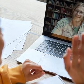 Teacher does virtual icebreaker while distance learning